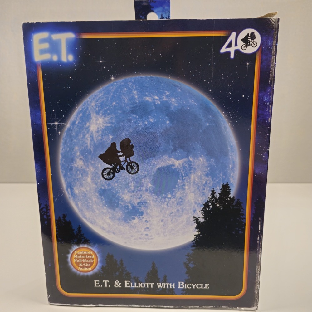 NECA E.T. 40th Anniversary Elliott & E.T. Bicycle Pull Back Figure Set 2022